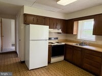 Building Photo - 56 Pineside Dr