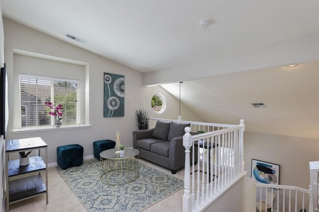 Building Photo - The home we have been looking For !