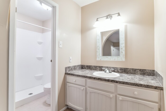 Building Photo - 2111 Mustang Springs Dr