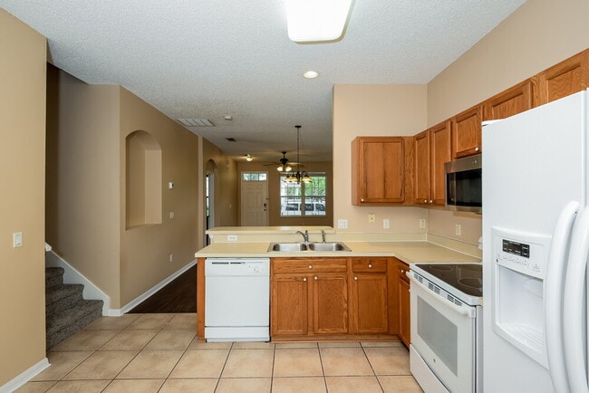 Building Photo - 14436 Chicora Crossing Blvd