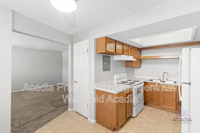 Building Photo - 2360 N 250 W