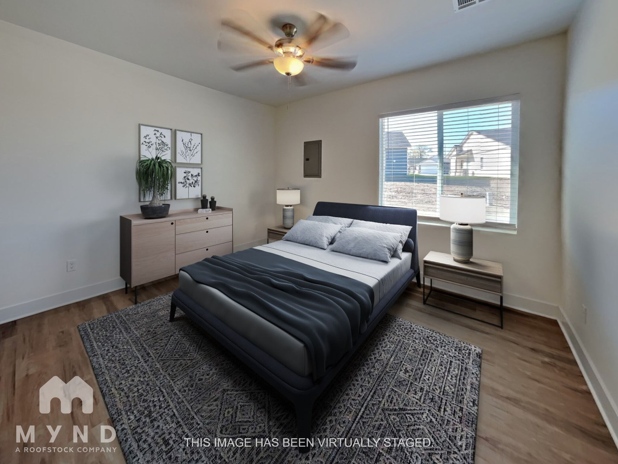 Building Photo - 5812 E Bristol Cir