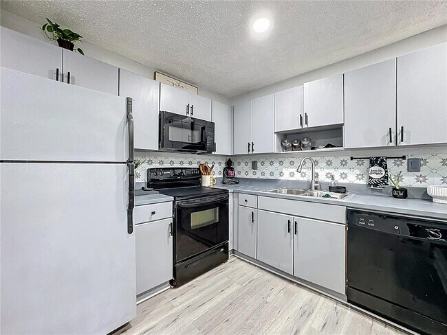 Building Photo - 21027 Voyager Blvd