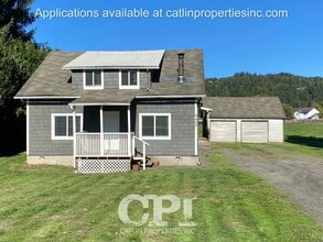 Building Photo - Holiday Special - 1/2 First Month's rent!!