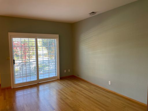 Building Photo - Stunning Almaden Valley Executive Townhome