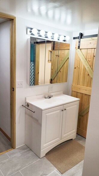 Bathroom - 18739 NE 238th Ter