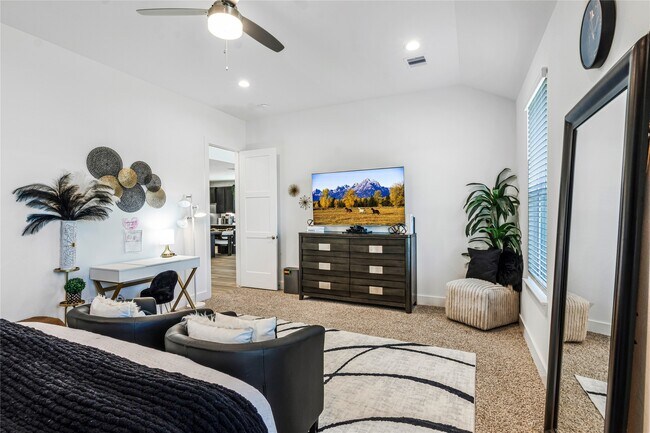 Building Photo - 638 Paisley Harbor Ct