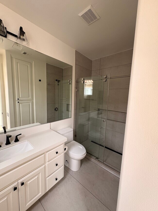 Building Photo - 16656 Cll Arbolada