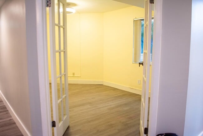 Building Photo - 992 NW 93rd Ave