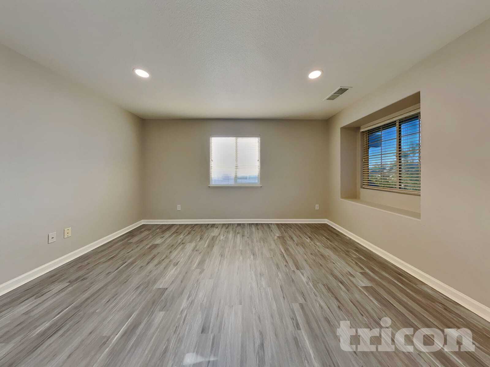 Building Photo - 9570 Long River Dr