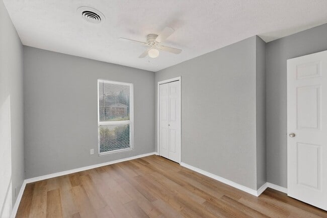 Building Photo - 6805 Newcastle Pl