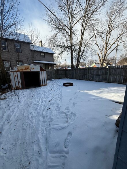 Building Photo - 1328 S 9th St