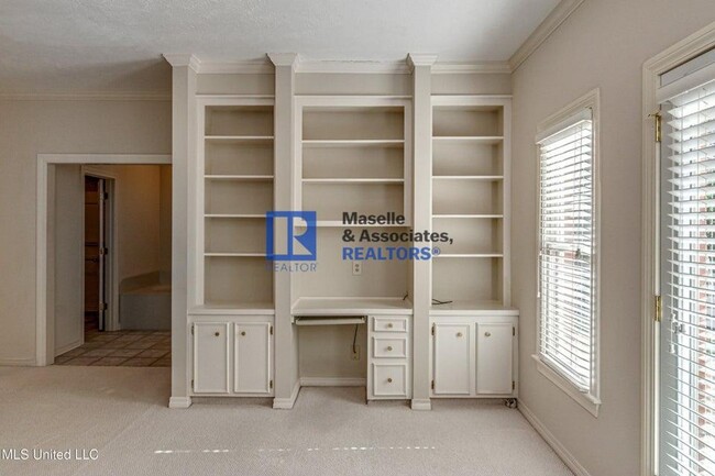 Building Photo - 3 Bed/2 Bath Home in Castlewoods in Brandon