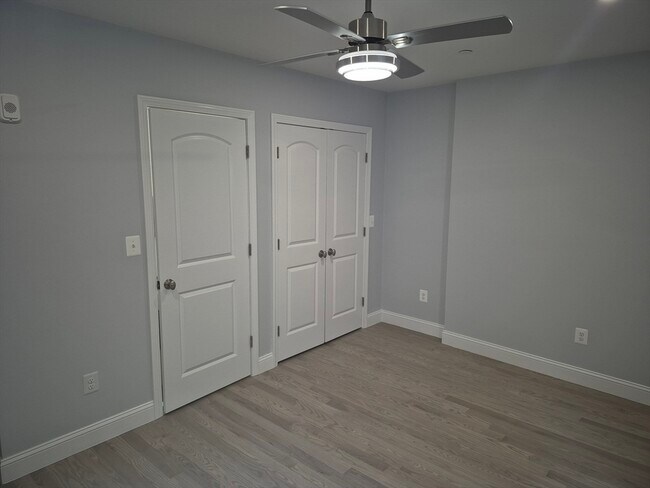 Building Photo - 209 Endicott St
