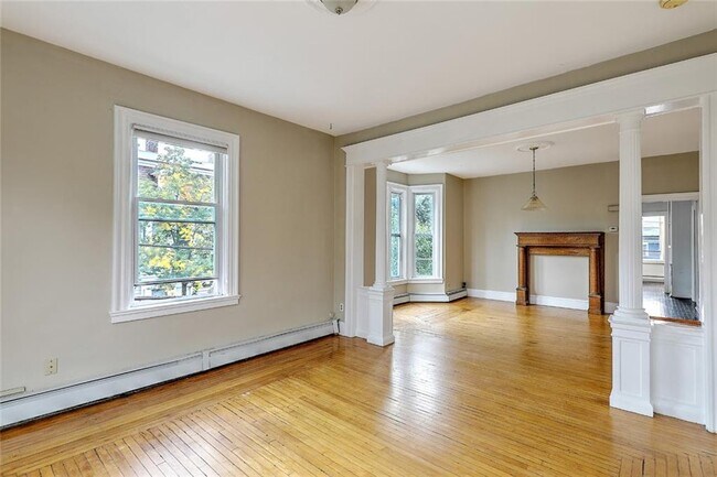 Building Photo - 35 Hammond St