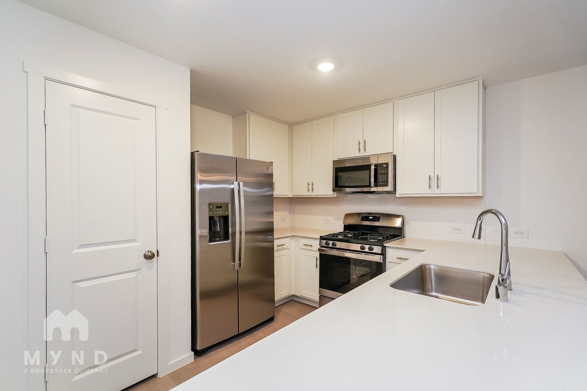 Building Photo - 2729 Ctr Crk Ln