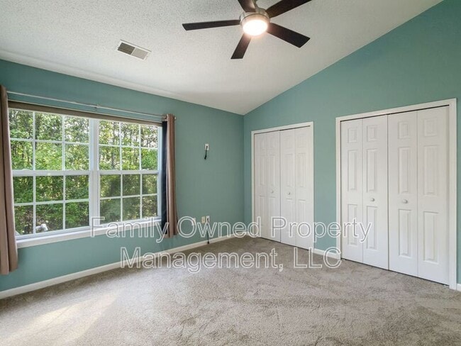 Building Photo - 502 Tree Branch Cir