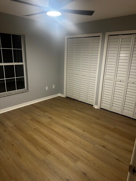 Building Photo - 5006 Sail Ct