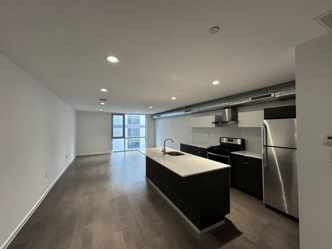 Building Photo - 1443 N Franklin St