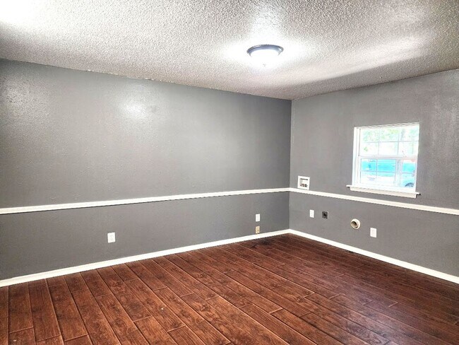 Building Photo - 3 Bed 2.5 Bath Apt NW OKC