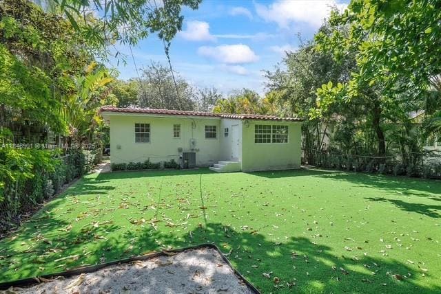 Building Photo - 4725 NE Miami Ct