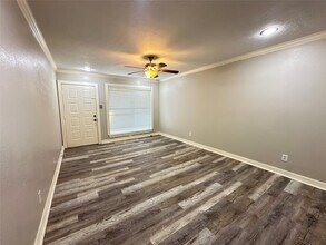 Building Photo - 7313 Gulf Fwy