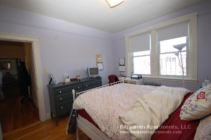 Building Photo - 1687 Commonwealth Ave