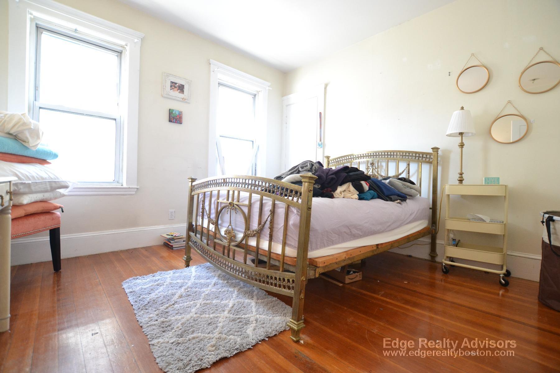 Building Photo - 505 Washington St