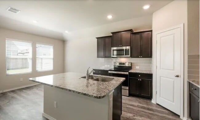 Building Photo - 2448 Kylie Way