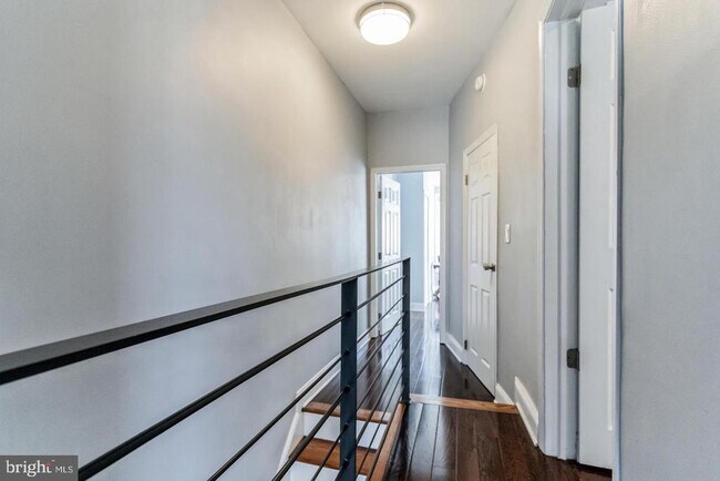 Building Photo - 2653 Jasper St