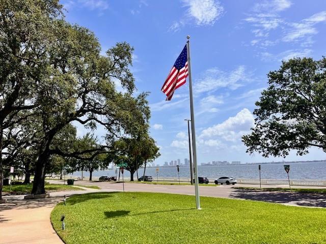 Building Photo - 4015 Bayshore Blvd
