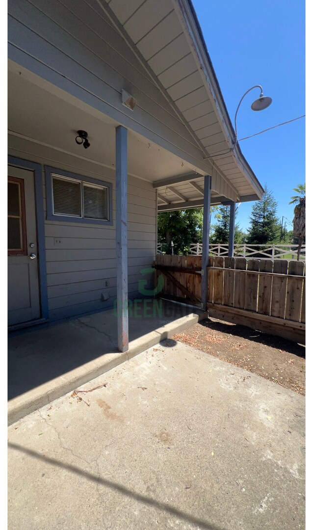 Building Photo - 17400 CA-120