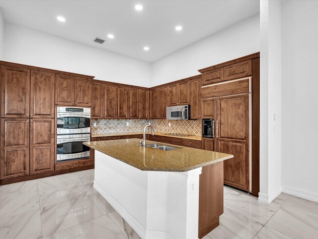 Building Photo - 3530 NW 87th Ave