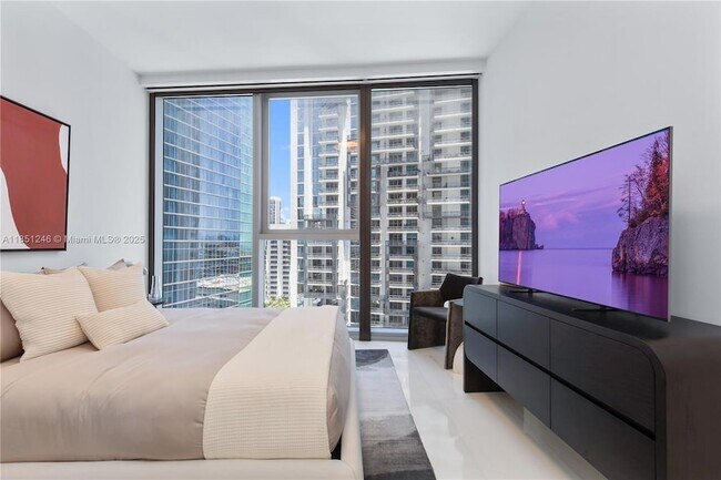 Building Photo - 300 Biscayne Blvd Way