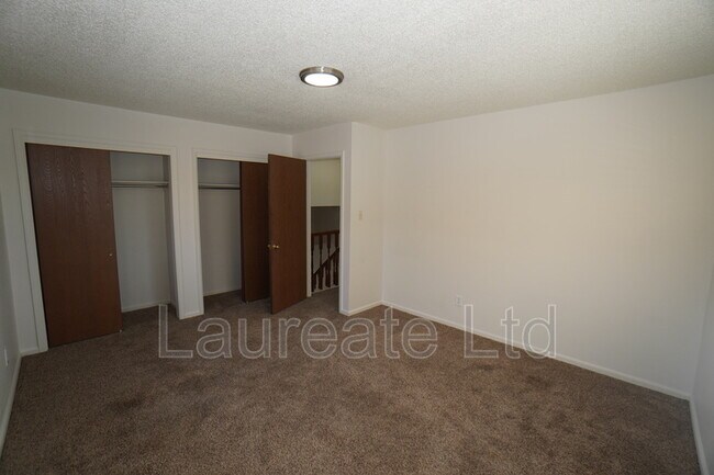 Building Photo - 5859 Newcombe Ct