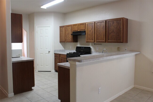 Building Photo - 18322 Tangle Tree Ln