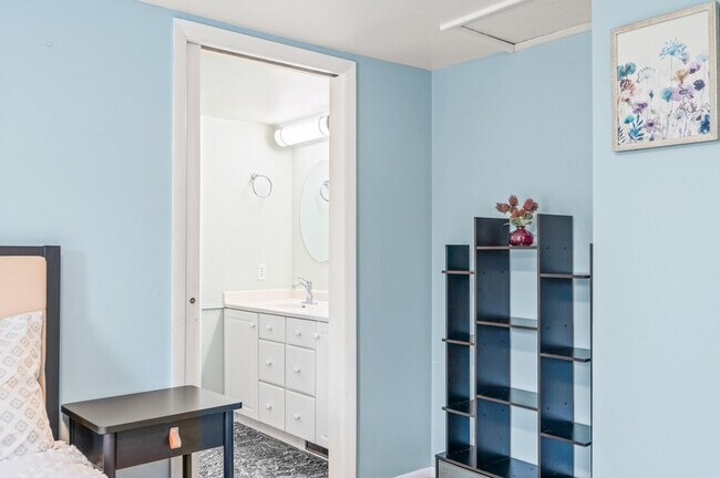 Building Photo - 2637 17th St