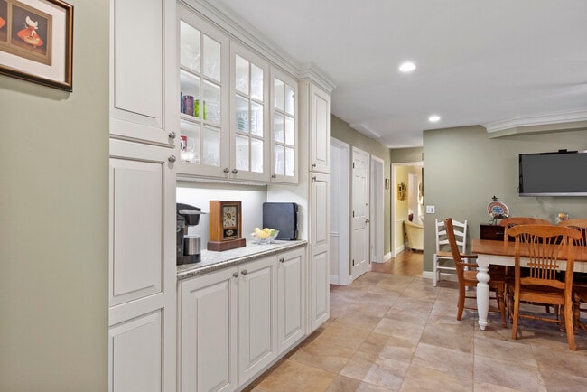 Building Photo - 12819 Huntercreek Rd