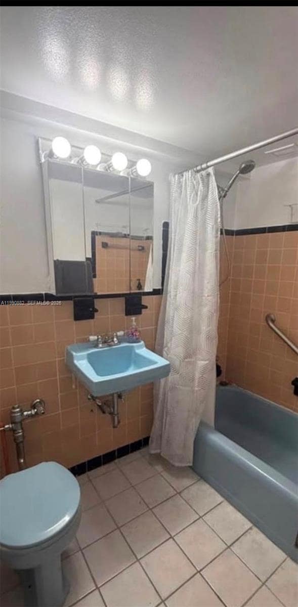 Building Photo - 6484 Indian Creek Dr