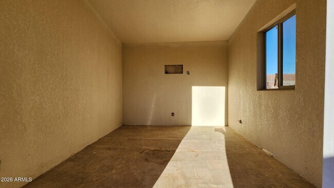 Building Photo - 9647 S 30th Dr