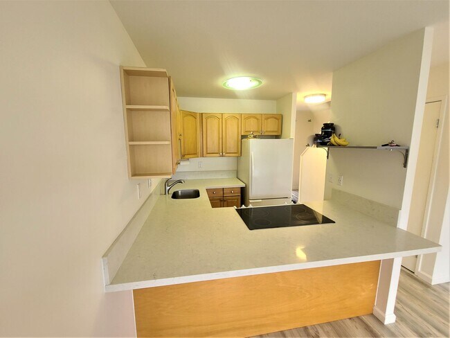 Primary Photo - Kailua Town convenience. 2 bed, 1.5 bath, ...