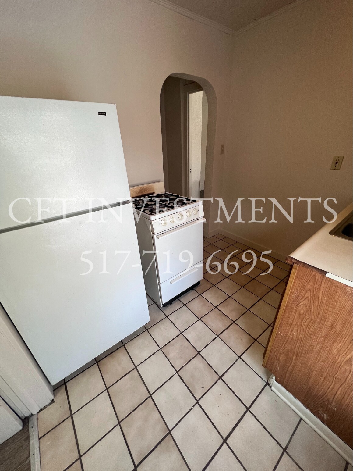 Kitchen - 101 Pleasant St