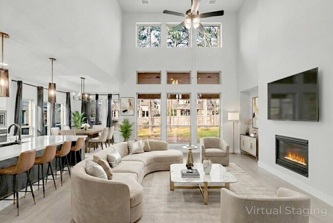 Building Photo - 215 Flower Moon Ct