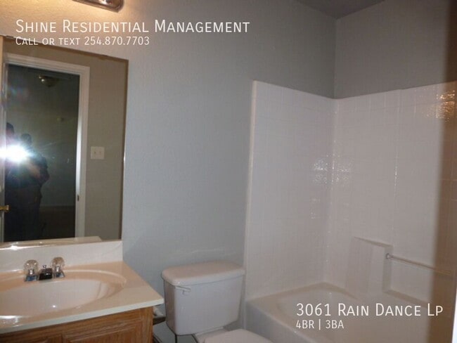 Building Photo - 3061 Rain Dance Loop