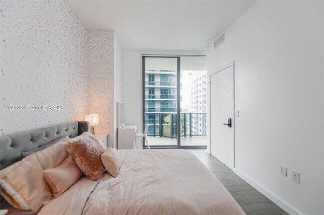 Building Photo - 45 SW 9th St