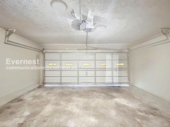 Building Photo - 3480 Stone Ridge Dr