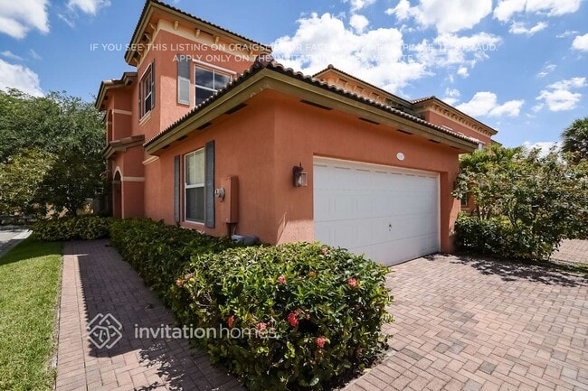 Building Photo - 15307 SW 88th Terrace