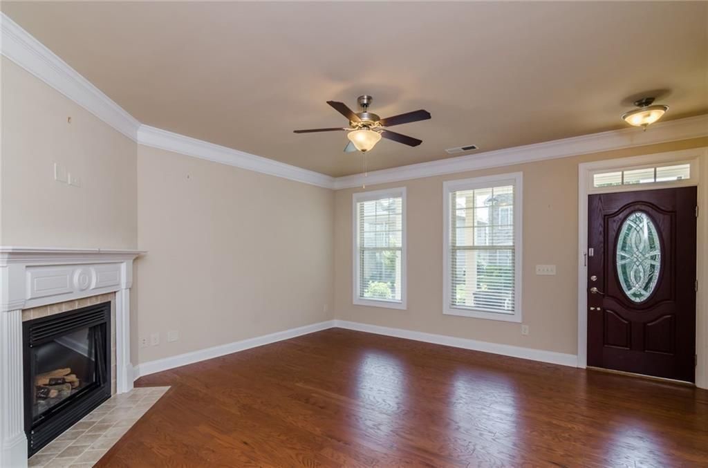 Building Photo - 449 Privet Cir