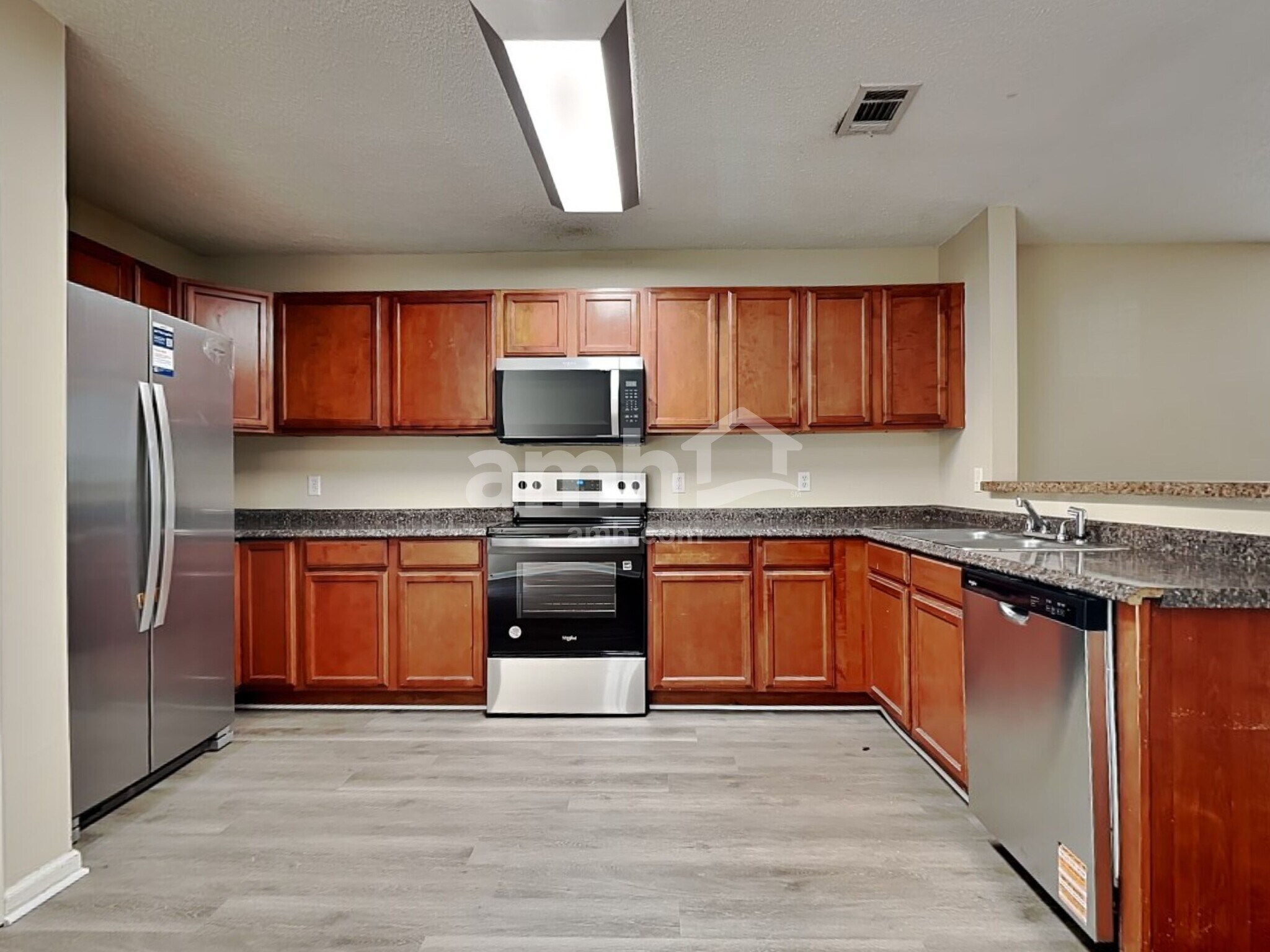 Building Photo - 7 Holly Springs Cir