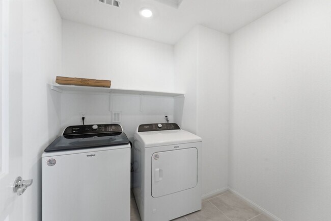 Building Photo - Three-Bedroom House For Rent!